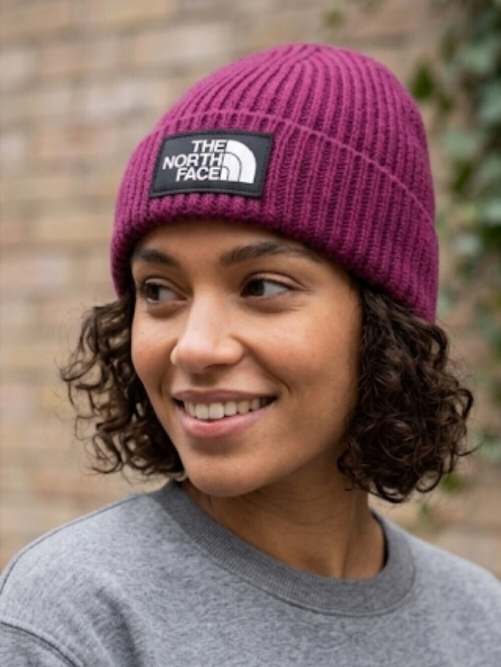 The North Face NWOT Purple Burgundy Knit Beanie Logo Hat OS
